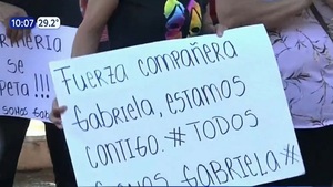 Caso HNI: Enfermeras se manifiestan contra imputación de su colega - Noticias Paraguay