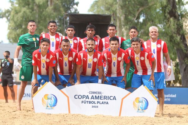 Los Pynandi quedan fuera del Mundial Fútbol Playa - trece