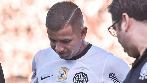 Derlis González enciende las alarmas en Olimpia