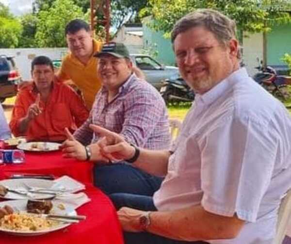 Candidato colorado que llamó a amambaienses de "no civilizados" visitó Capitán Bado