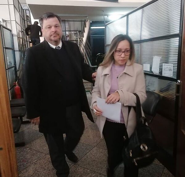 Hoy comparece ex jueza Tania Irún por caso de entrega de tierras