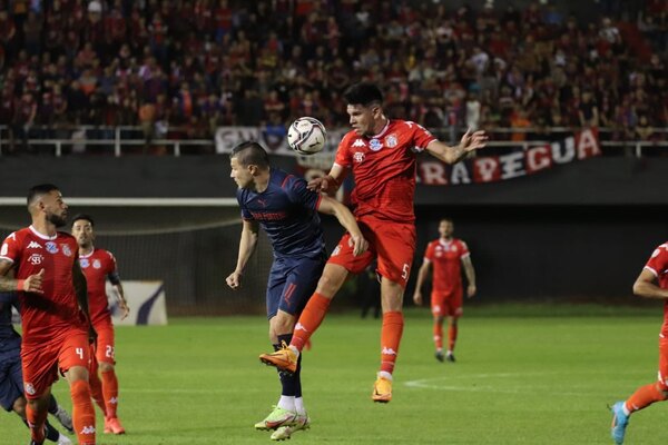 Versus / Necesitado de un triunfo, Cerro Porteño se presenta en Juan León Mallorquín