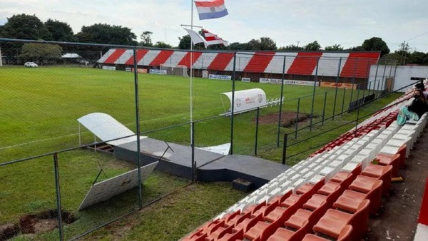 Lunes de fútbol en Ka’arendy - Radio Imperio