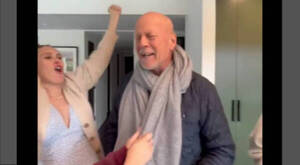 [VIDEO] El emotivo video del "quelocumpla" de Bruce Willis