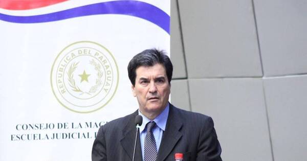 La Nación / Terna CSJ: “Hay que reconocer que esto tiene un interés político”, afirmó Santander