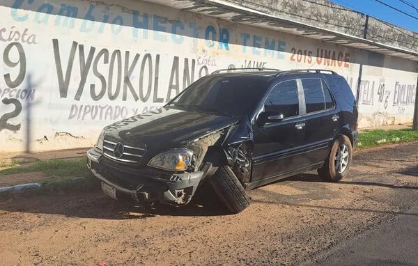 AUDIO: Subjefe de Antinarcóticos, separado del cargo tras accidente y alcotest positivo - A La Gran 7-30 - ABC Color