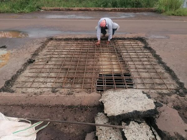 MOPC reparó alcantarilla en la misma ruta donde hace dos años cayó un puente - Economía - ABC Color
