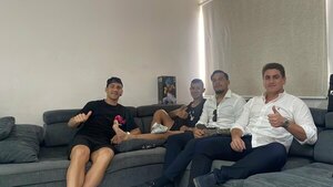 Versus / Los máximos referentes de la Selección Nacional que visitaron a Derlis González