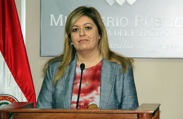 Frente Guasu plantea presentar denuncia contra Sandra Quiñónez