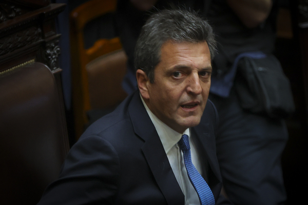 El Gobierno argentino intervendrá la distribuidora eléctrica controlada por Enel - MarketData