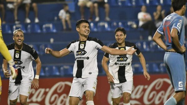 Tacuary logra su primera victoria en el Apertura