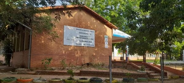 Fiscalía investigará el caso de un menor de edad que habría llevado un arma de fuego a la escuela - Nacionales - ABC Color