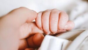 Bebé de 9 meses, uno de los nuevos casos sin nexo de COVID-19: madre relata su experiencia