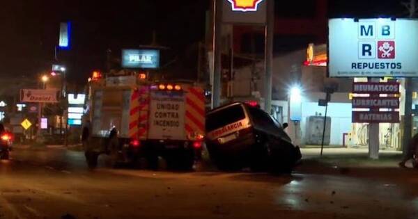 La Nación / Ambulancia perdió motor y caja