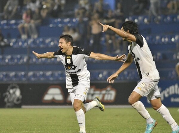 Primera victoria de Tacuary en el torneo Apertura - .::Agencia IP::.