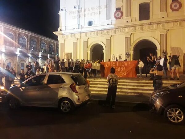 Caso Belén Whittingslow: convocan a “marcha del silencio” para desvincular a Kriskovich de la UC - Nacionales - ABC Color