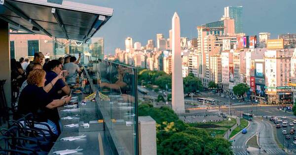 La Nación / Merma envío de remesas de Argentina e inflación sube