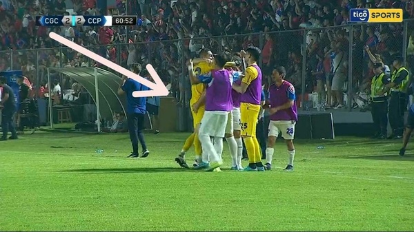 [VIDEO] Oky las bajadas de caña luego del show de Jean Fernandes en el triunfo de Cerro