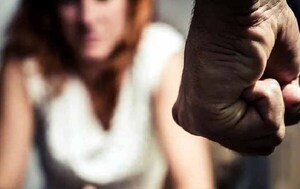 Imputan a hombre que golpeó a su pareja porque no le compró más cerveza en Presidente Franco – Prensa 5