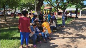 NATIVOS DEL CHACO LLEGAN HASTA CONCEPCIÓN EN BÚSQUEDA DE ALIMENTO - La Voz del Norte