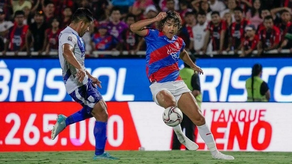[VIDEO] ¿Cerristas festejaron que Moreno Martins haya salido de Cerro Porteño?