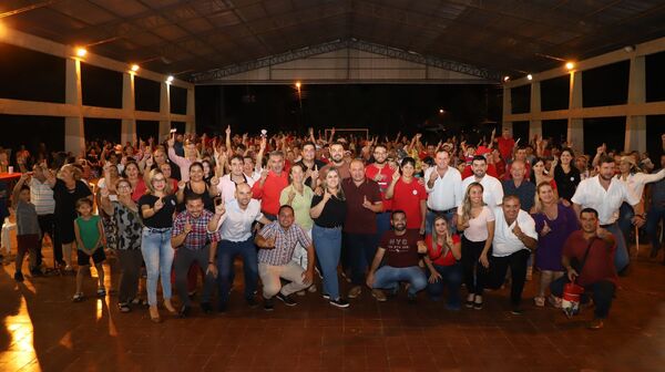 CAMBYRETÁ APOYA Y ALIENTA A VERGARA EN SU VISITA AL DISTRITO. - Itapúa Noticias
