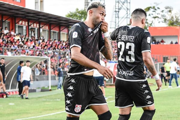 Pájaro Benítez afirma que faltó “agresividad e inteligencia” para sacar un resultado positivo ante Cerro Porteño