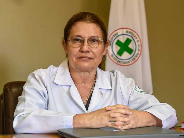 Estela Torres asume al frente del Hospital Nacional de Itauguá - trece