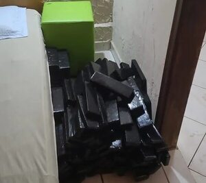 Ciudad del Este: abandonan 92 kilos de marihuana en habitación de un motel - ABC en el Este - ABC Color