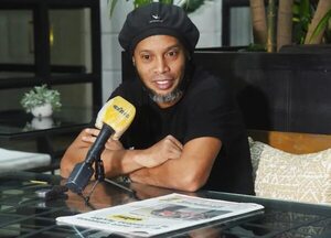 Paraguayos no olvidan cumpleaños de “nuestro compatriota”, Ronaldinho - Policiales - ABC Color