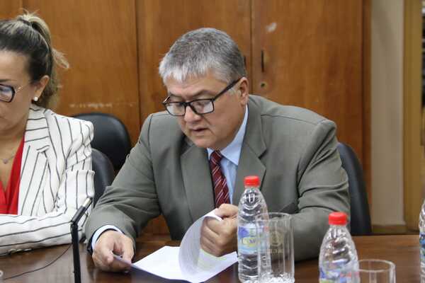 Viceministro de Salud en el Congreso: Pide aprobación de préstamo de U$S 45 millones - ADN Digital