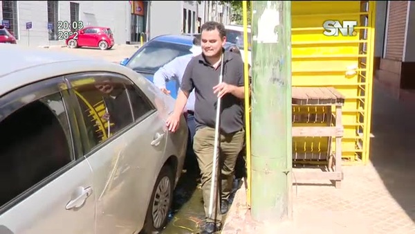 Asunción a ciegas: una ciudad poco inclusiva - SNT