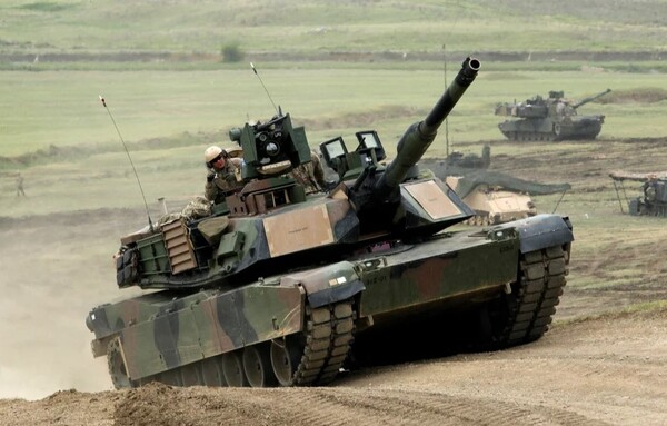 EEUU estima que sus tanques Abrams llegarían a Ucrania recién en octubre - Megacadena — Últimas Noticias de Paraguay