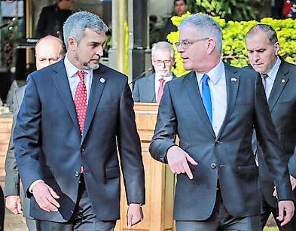 ONU afirma que Estados Unidos sancionó a Velázquez y Cartes para imponer su dominación por la fuerza