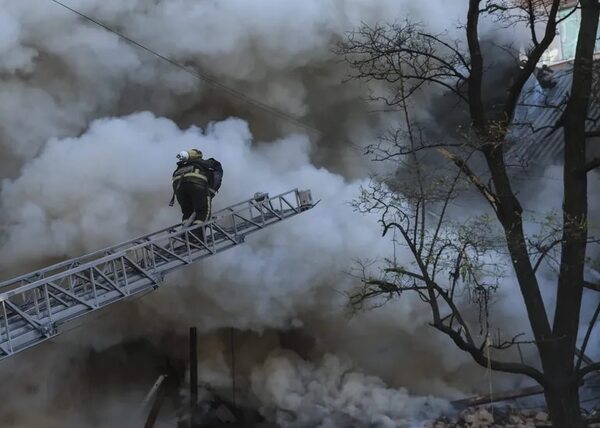 Tres muertos en el ataque con drones de Rusia contra Kiev - Mundo - ABC Color