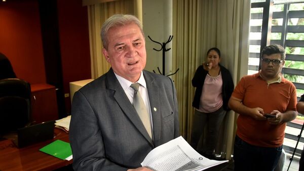 Rolón promete retirar acción y dejar que Contraloría audite a la Fiscalía