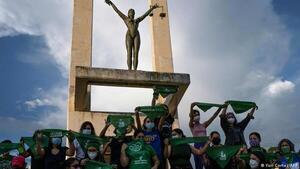 Ernesto Castro: no hay posibilidad de legalizar el aborto en El Salvador