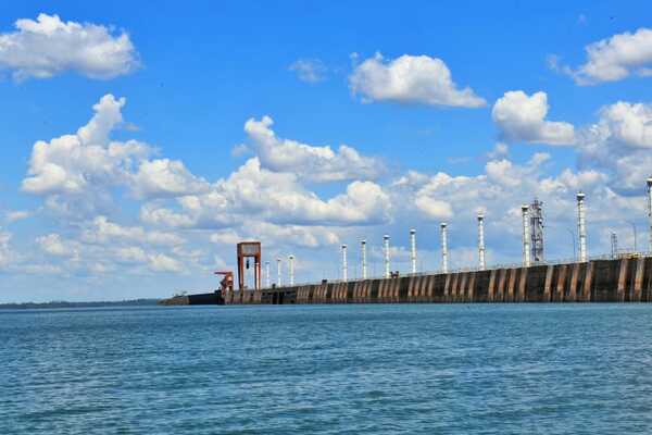 ITAIPU conmemora el Día Mundial del Agua, materia prima fundamental para producir energía limpia y renovable