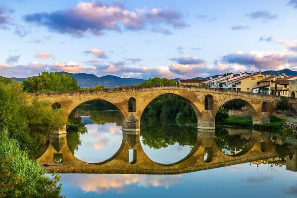 Top tres de puentes medievales históricos habilitados para el turismo