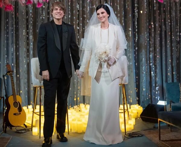 Laura Pausini se casó con Paolo Carta tras 18 años juntos - Gente - ABC Color