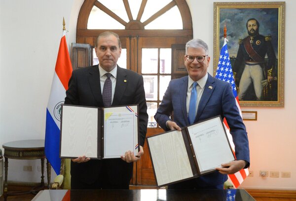 Paraguay y EEUU acuerdan plan de estudios para mejorar navegabilidad en río - Revista PLUS