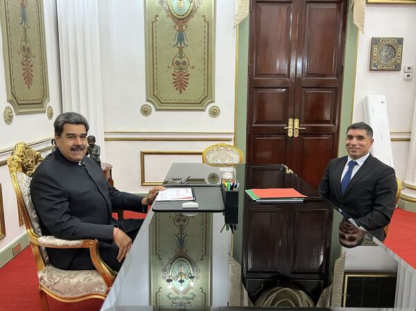 Nicolás Maduro nombra a Pedro Tellechea como nuevo ministro de Petróleo - Revista PLUS