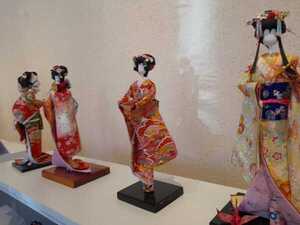 Hinamatsuri: Exposición de muñecas en en el CEMA en celebración por el día de las niñas en Japón