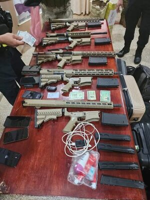 Cae una banda criminal brasileña con armas automáticas en la frontera - Nacionales - ABC Color