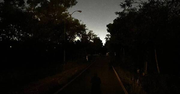 La Nación / Tramo de 700 metros carece de iluminación