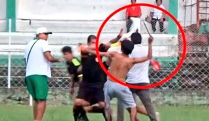 Copa Perú: Árbitro sufrió una brutal agresión con un machete