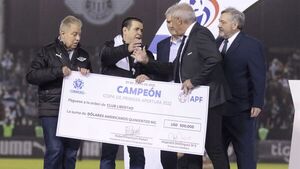 Rubén Di Tore: "No tenemos relación directa con Horacio Cartes"