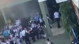 Evacuaron a alumnos y suspenden clases por principio de incendio
