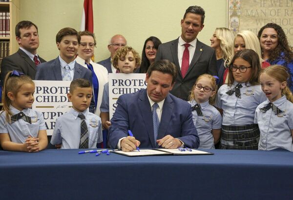 Diario HOY | Florida se dispone a extender polémica ley educativa a todos los cursos