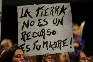 Ambientalistas uruguayos marchan en rechazo al "saqueo" del agua - MarketData